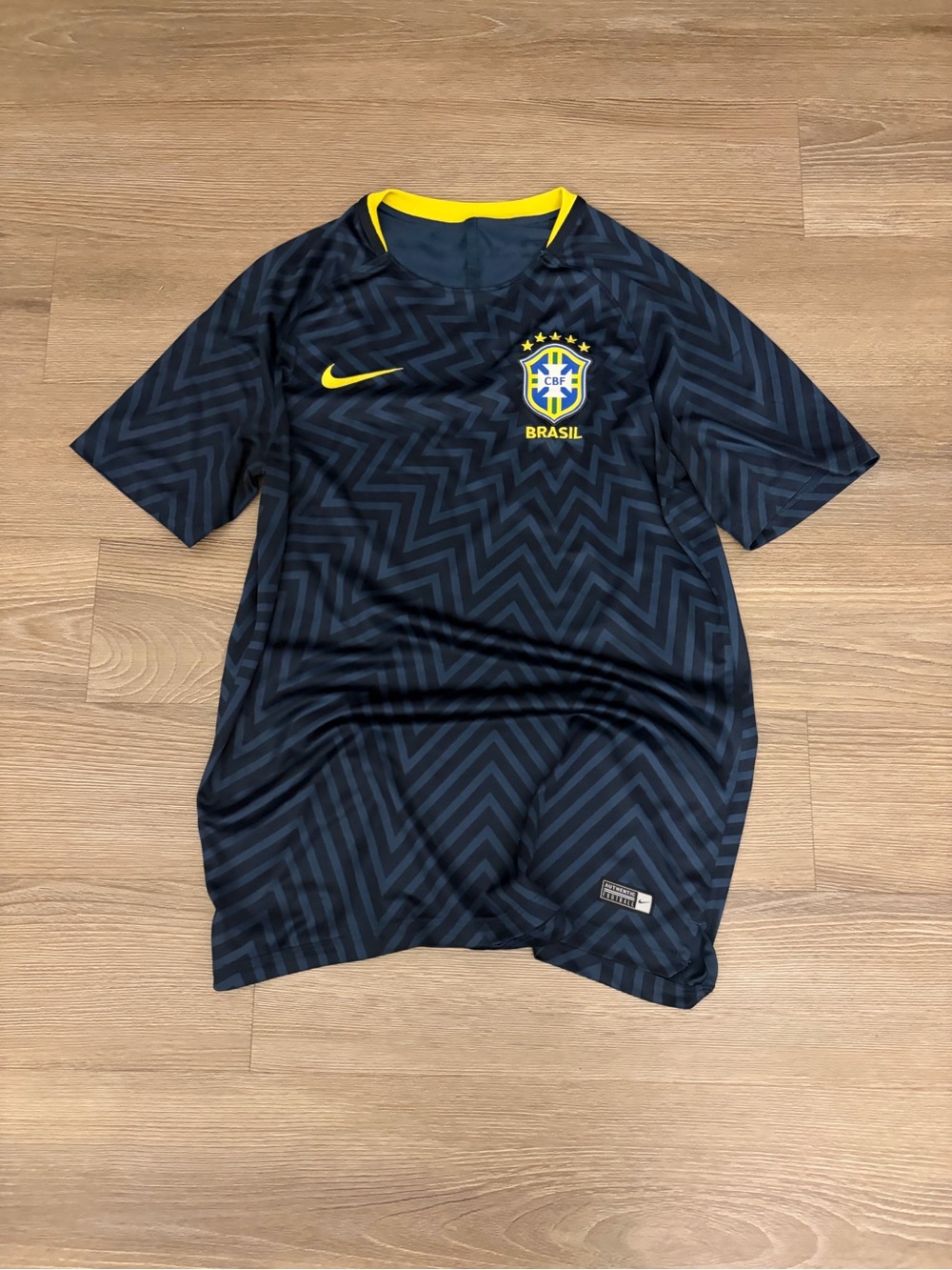 Nike Brazil Jersey Authentic size M Men